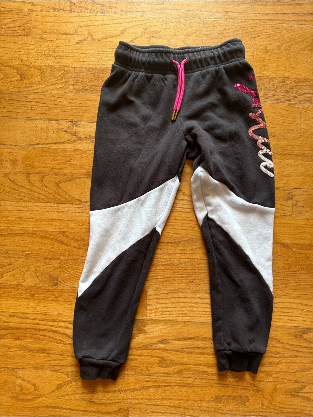Justice Black & White.Sweatpants with sequins logo size S (7/8)